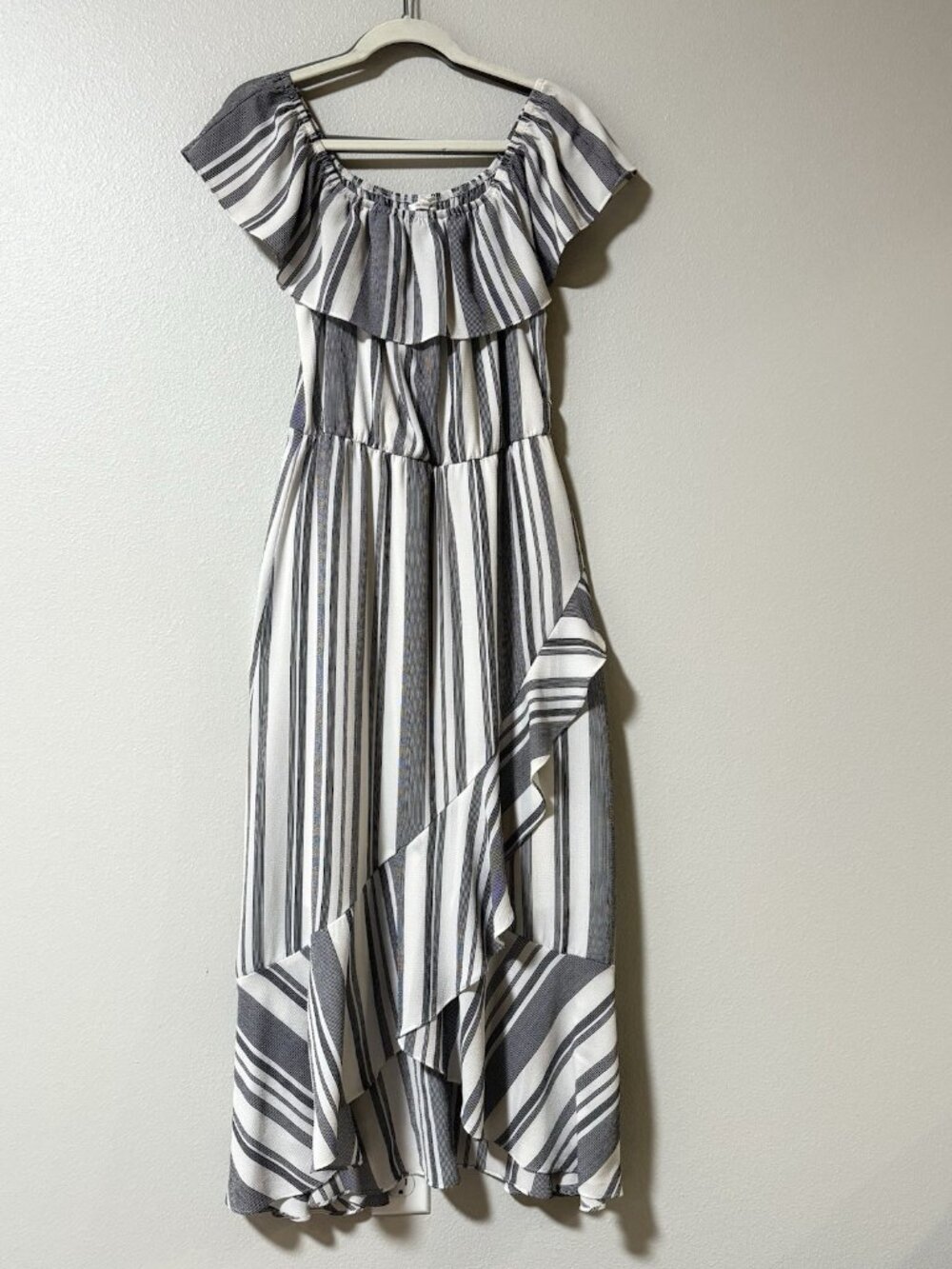 Maurices Women’s Size M Midi Striped Off The Shoulder Boho Dress